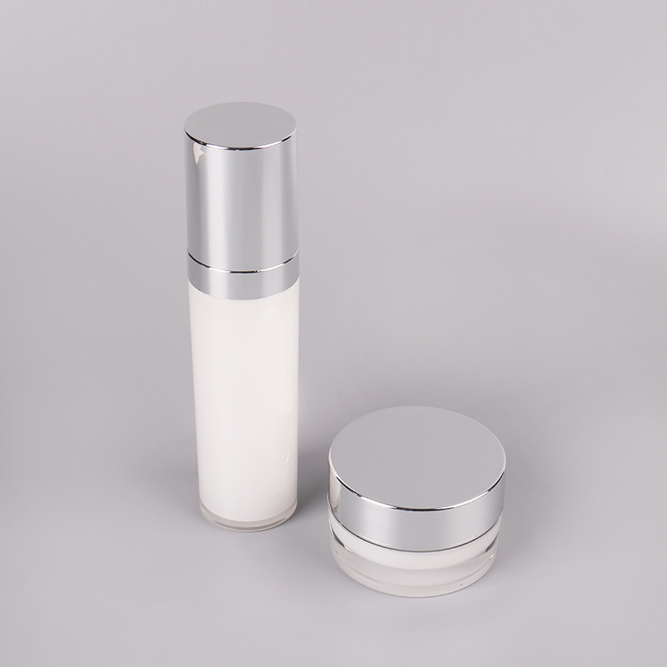 Cosmetic packaging / Acrylic cream jars / Acrylic lotion bottles / Cream jars / Lotion bottles（Silver）